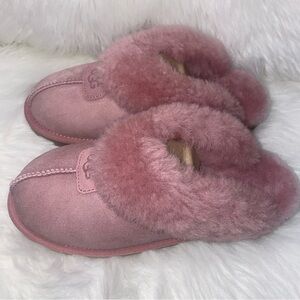 UGG Coquette slippers size 9 New in box